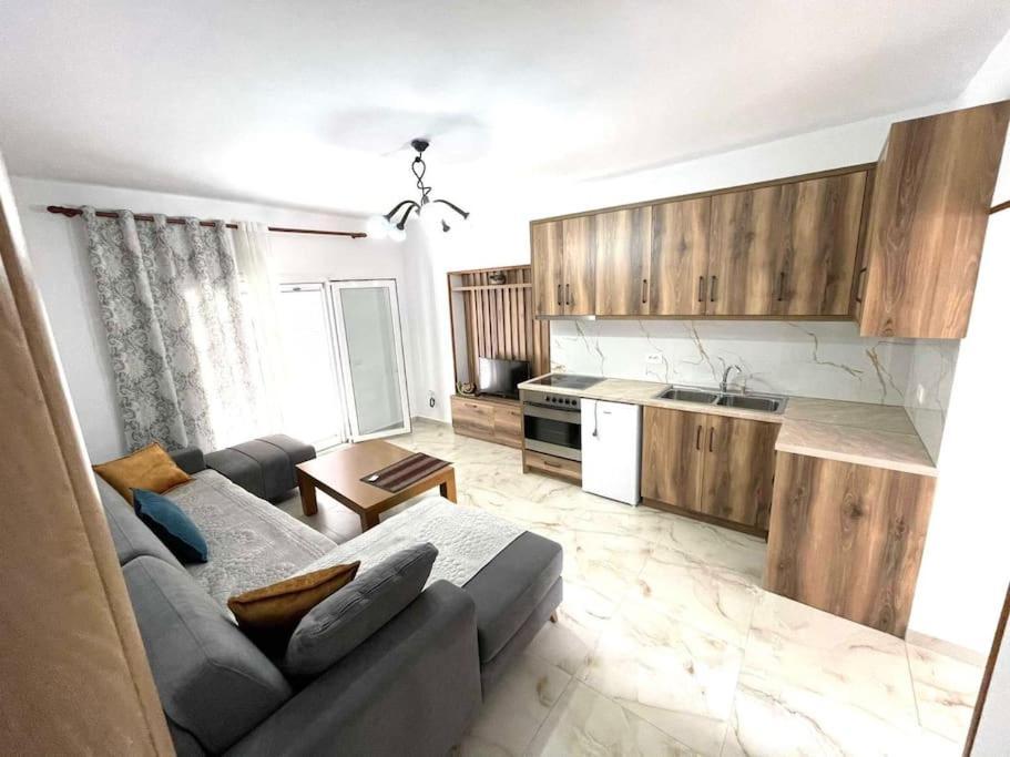 Roel Apartments Sarandë Eksteriør bilde