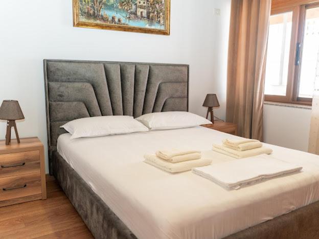 Roel Apartments Sarandë Eksteriør bilde