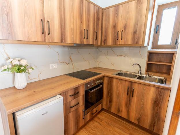 Roel Apartments Sarandë Eksteriør bilde