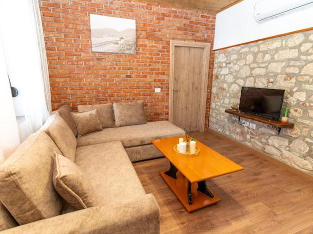 Roel Apartments Sarandë Eksteriør bilde