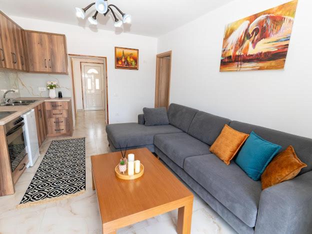 Roel Apartments Sarandë Eksteriør bilde